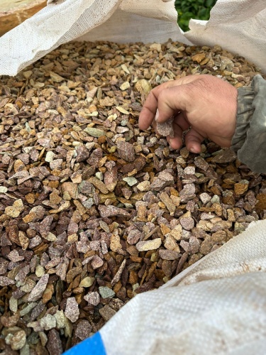 Златолит персиковый декоративная каменная крошка купить в Кургане