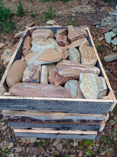 Златолит жёлтый, жёлто-зелёный глыбки и валуны для ланшафтного дизайна купить в Кургане