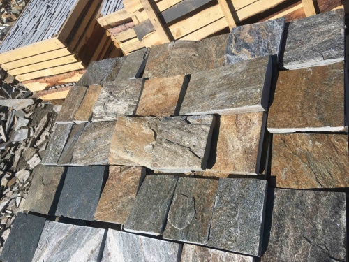 Плитка пилёная златолит Уральский для цоколя, отмостки купить в Кургане