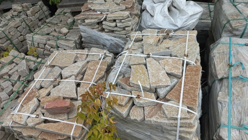 Гранитный плитняк галтованный для парковки купить в Кургане